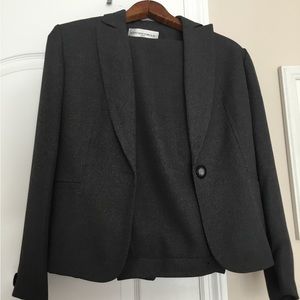 Jones of New York size 2P pants suit grey